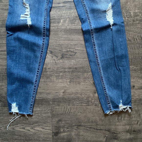 Jeans - Picture 3 of 5
